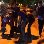 Isis colpisce in Bangladesh: blitz jihadisti in ristorante Dacca, oltre 24 vittime