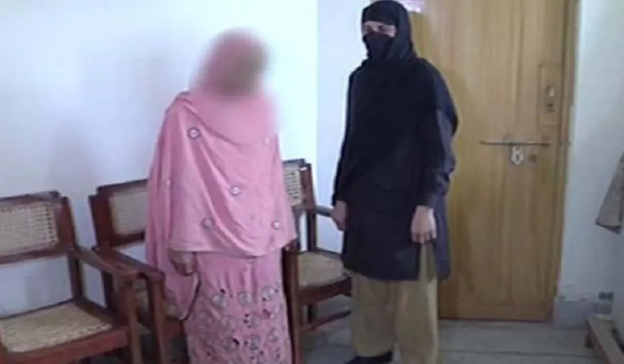 Pakistan, getta acido sull'uomo che non vuole sposarla: ustioni sul 60% corpo