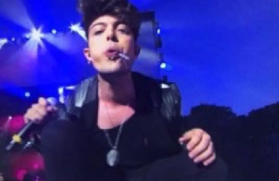 The Kolors: gestaccio di Stash agli Italian Music Awards, poi le scuse