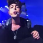 The Kolors: gestaccio di Stash agli Italian Music Awards, poi le scuse