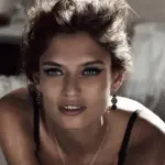 Bianca Balti senza veli su GQ: 