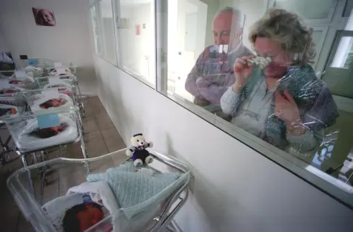 Italia: morti superano nascite, mai così male dal primo dopoguerra