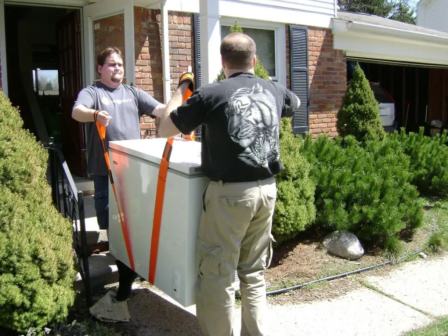 Usa: compra freezer usato e trova cadavere