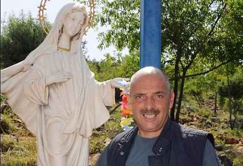 Paolo Brosio vede la Madonna a Medjugorje: post su Facebook