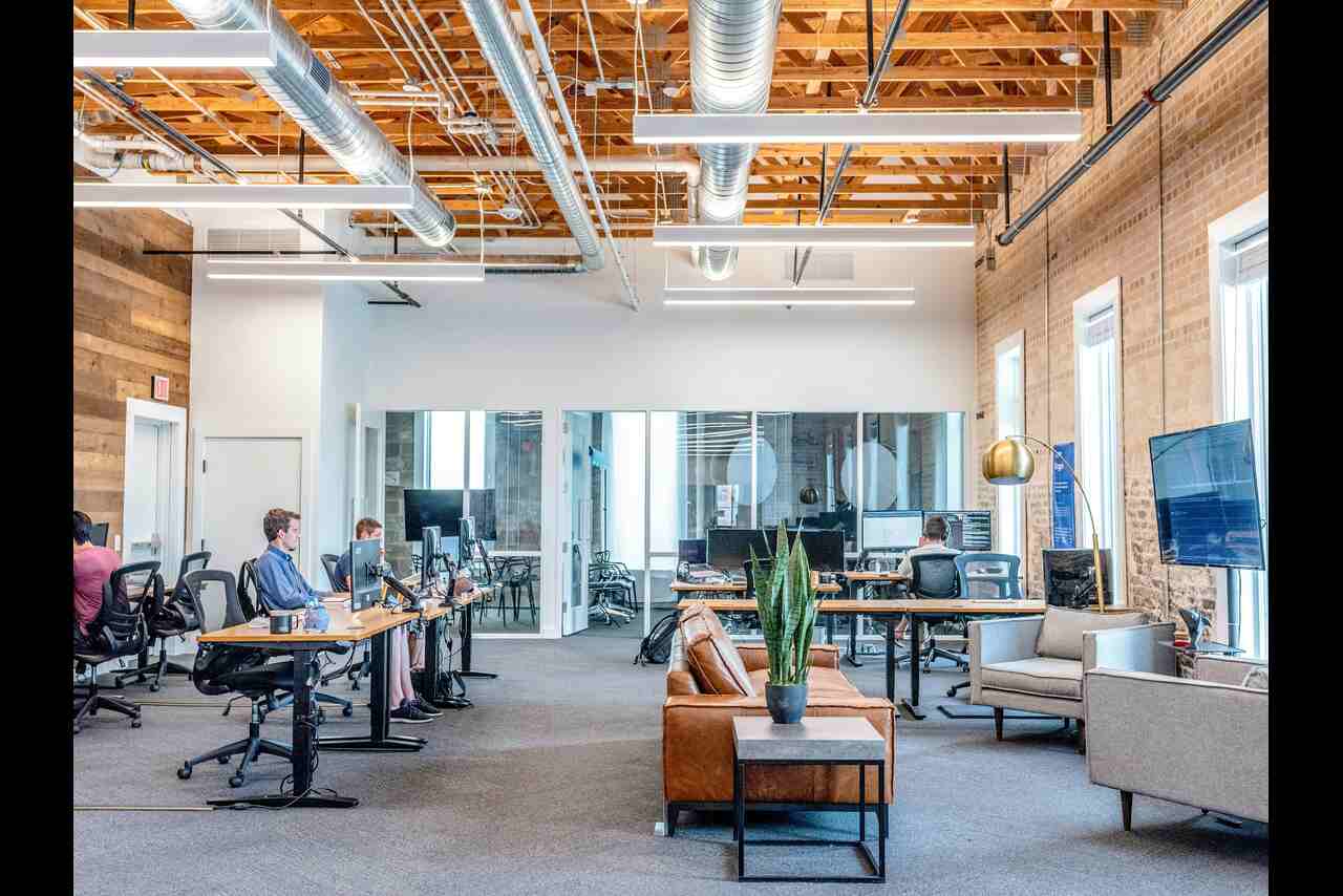 Come rendere il lavoro più smart: soluzioni pratiche per le proprie esigenze societarie