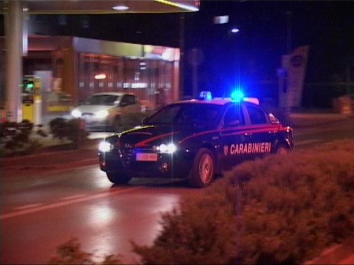 Roma, ragazza violentata a via Teano da due rom