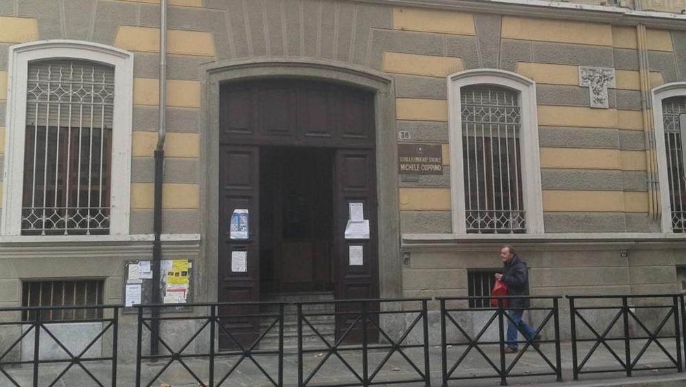 Abolita Festa della Mamma nella scuola elementare 'Coppino'