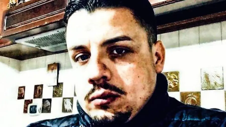 Napoli, boss Walter Mallo arrestato: pitone in casa