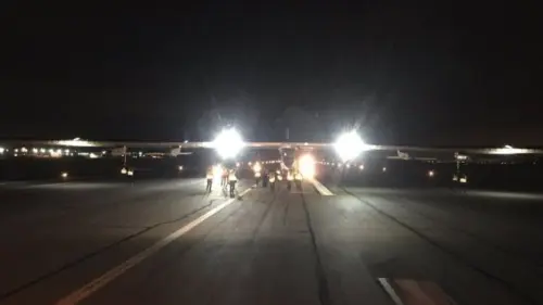 Solar Impulse 2 completa giro del mondo: atterraggio in California