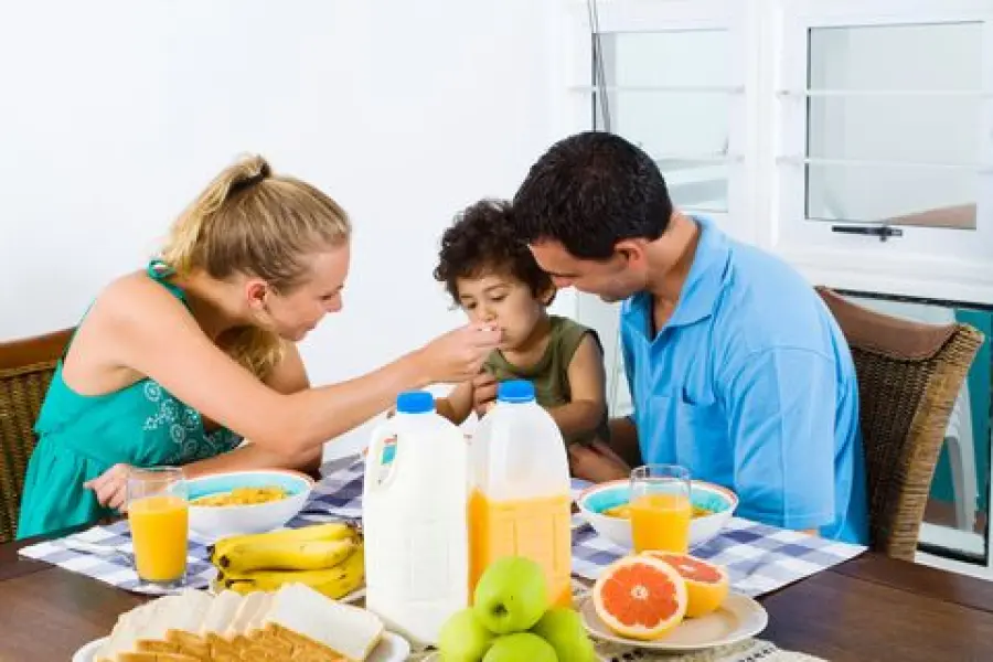 Alimentazione bimbi: pollo piace più del formaggio