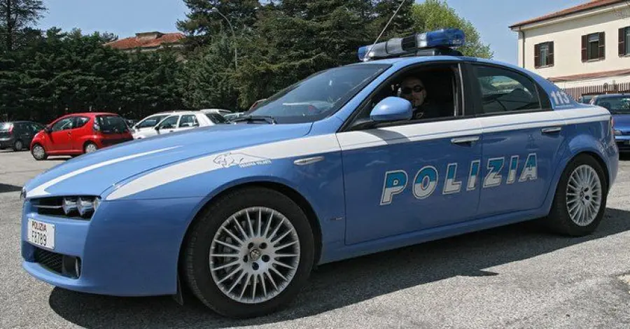 Gioco online: sbaglia mossa, cinese rinchiusa in camera