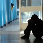 Palermo, studente violentato a scuola da 16enne