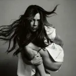 Victoria Beckham: foto su Vogue China ritoccata con Photoshop?