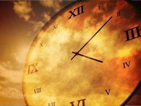 A Pasqua torna l'ora legale: lancette in avanti, attenzione al mini jet lag