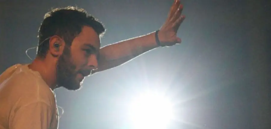 Lorenzo Fragola: "Zero Gravity" Secondo Disco di Inediti, 14 Tracce in Italiano e Inglese