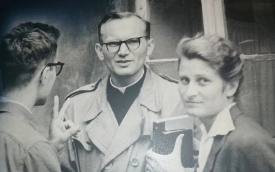 Karol Wojtyla Ebbe Relazione Epistolare con Donna Sposata
