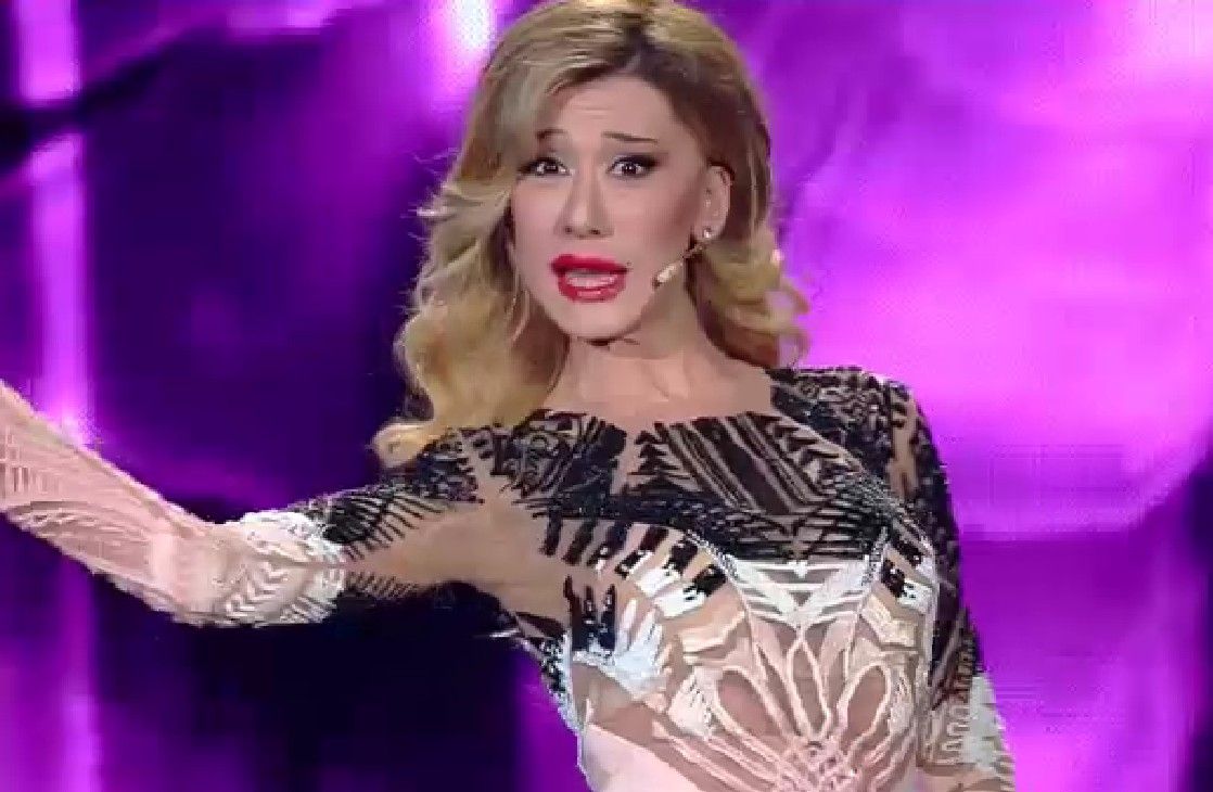 Belen Rodriguez Critica Virginia Raffaele: "Voce Sembrava Quella di Michelle Hunziker"