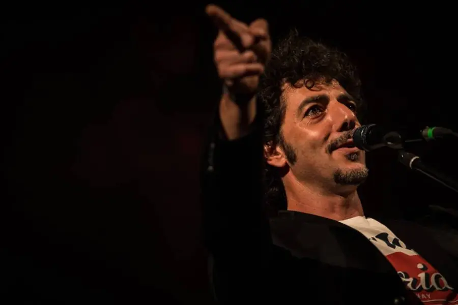 Max Gazzè tra Vecchi e Nuovi Successi All'Alcatraz di Milano: stasera si Replica