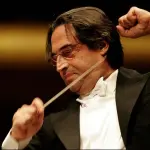Riccardo Muti Cade e Rimedia Frattura Anca