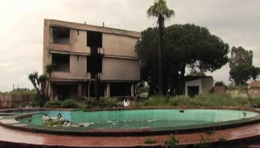 Castel Volturno, Tunisina Tossicodipendente Uccisa All'ex Hotel Zagarella