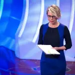 "C'è posta per te", tenta di riconquistare ex ma viene respinto: accoltella nuovo fidanzato