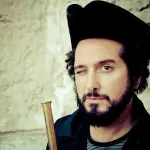 "Vinicio Capossela - Viaggio nel paese dei Coppoloni" domani al cinema: narrazione onirica dell'Irpinia