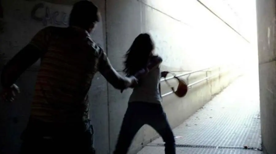 Roma, pachistano cerca di violentare turista finlandese in bagno ristorante