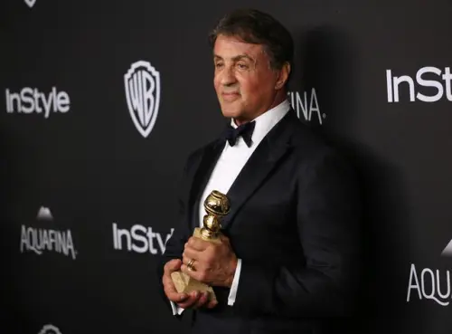 Sylvester Stallone vince Golden Globe grazie a Rocky: premio come miglior attore non protagonista