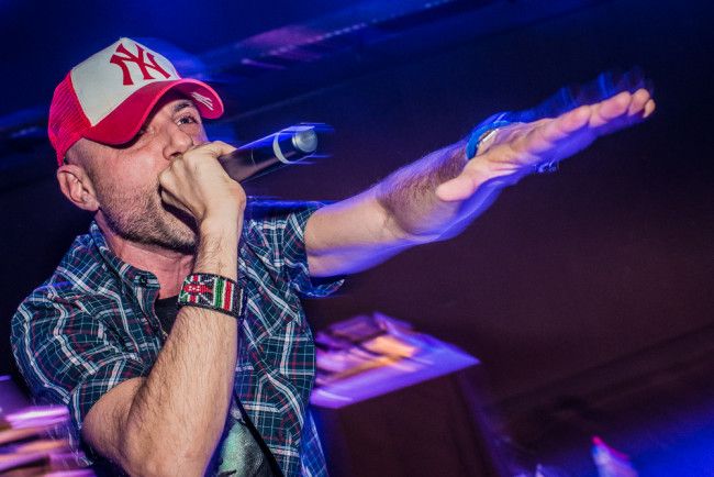 Primo Brown stroncato da grave malattia: rap in lutto