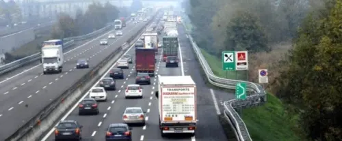 A1: autobus ribaltato tra Ferentino e Anagni, 3 passeggeri feriti gravemente