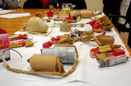 Varese, petardo artigianale esplode: perde mani