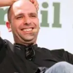 Checco Zalone e il mito del posto fisso in 