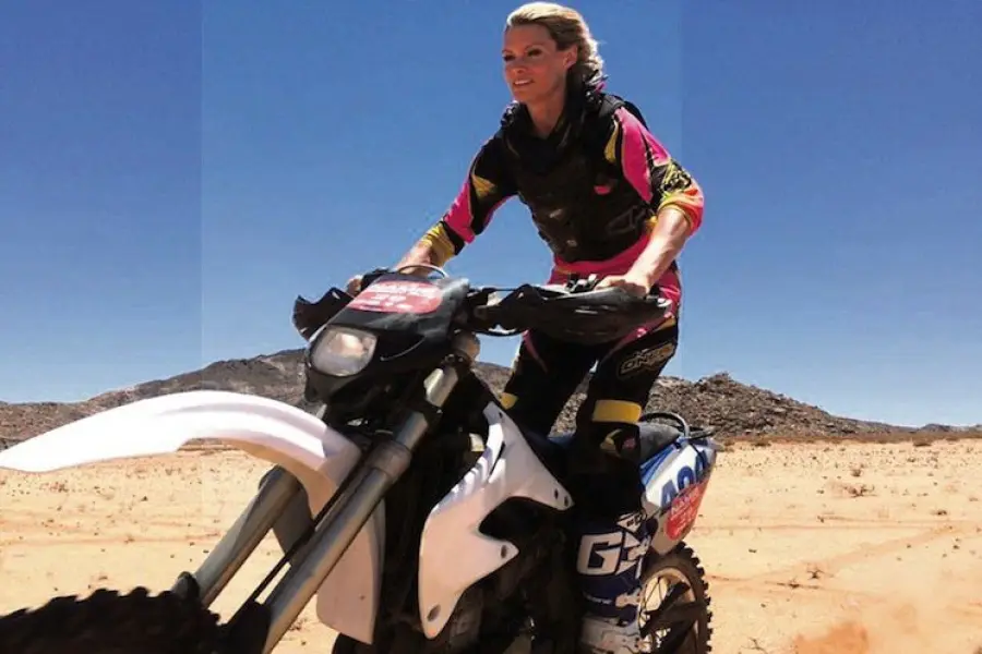 Stuntwoman Olivia Jackson subirà amputazione braccio: controfigura Milla Jovovich