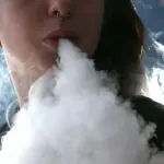 Sigaretta elettronica crea dipendenza come classiche bionde: evitare e-cig?