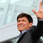 Gianni Morandi compie 71 anni, foto su Facebook: sport per mantenersi giovane