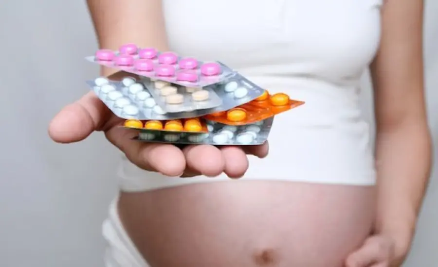 Antidepressivi durante gravidanza: rischio autismo bebè aumenta