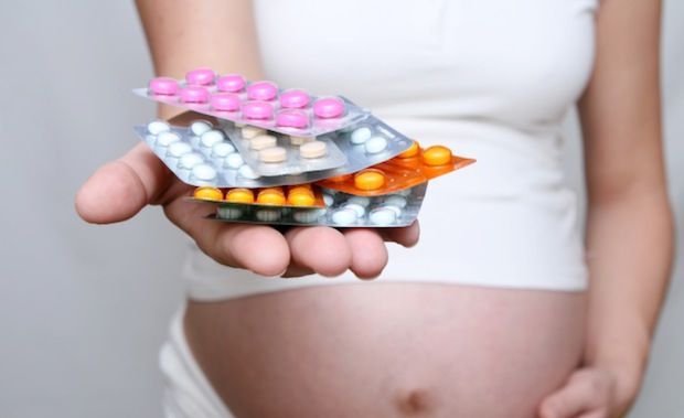 Antidepressivi durante gravidanza: rischio autismo bebè aumenta