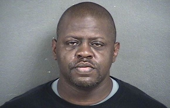 Usa, uccide il figlio e lo fa mangiare ai maiali: resti bimbo nel fienile?