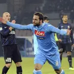 Napoli Inter 2-1, doppietta Higuain: campani primi in classifica