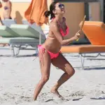 Eva Longoria, Bikini Mozzafiato a Miami: Fisico Impeccabile