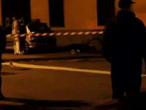 Milano, Commerciante Aggredito da Rapinatori in Casa: ne Uccide Uno