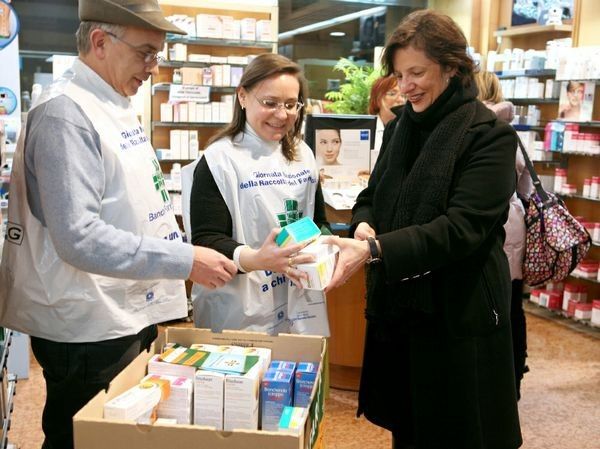 Farmaci troppo cari: italiani rinunciano a curarsi. Donazione confezioni è necessaria