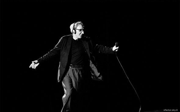 X Factor 9, Franco Battiato Canta Male: Critiche sui Social