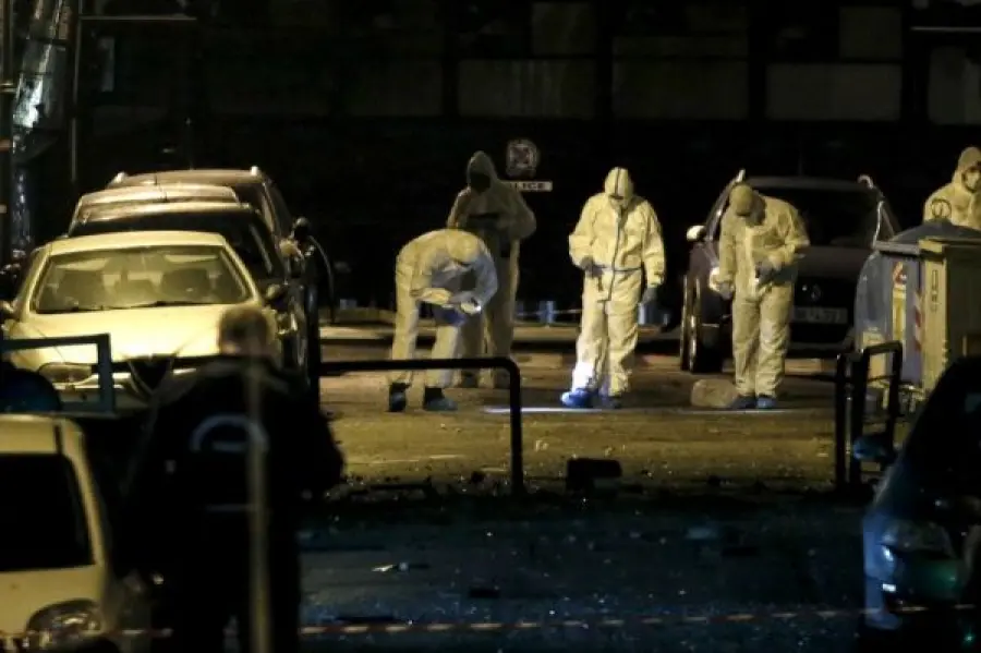 Atene, Bomba contro Sede Industriali: Anarchici?