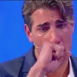 Temptation Island Vip Nicolò Ferrari piange: "Il tempo non si è mai fermato"