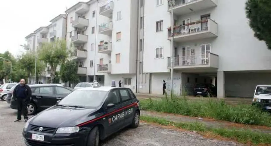 Bidello Pedofilo a Battipaglia: Palpeggiava Studentesse, Arrestato