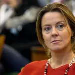 Lorenzin Rassicura Genitori Bimbi Non Vaccinati: Accesso a Scuola non Verrà Ostacolato