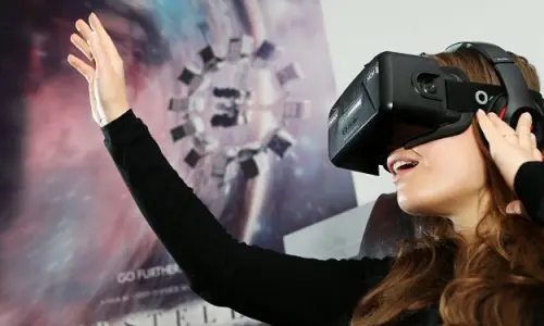 Facebook Sperimenta Teletrasporto Virtuale: Team Oculus al Lavoro