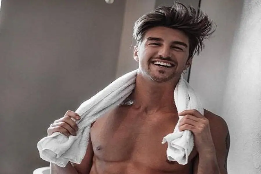 Andrea Damante foto Instagram, la dedica per Giulia De Lellis