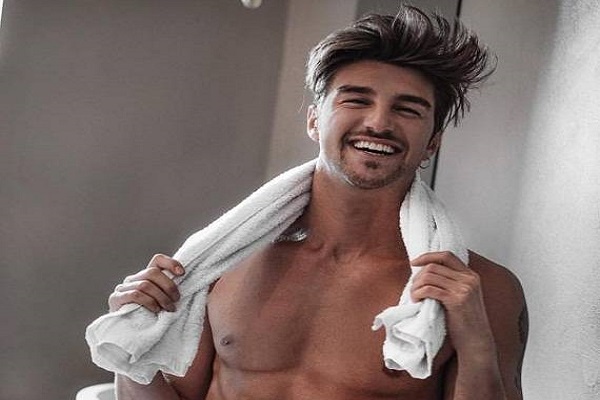 Andrea Damante foto Instagram, la dedica per Giulia De Lellis